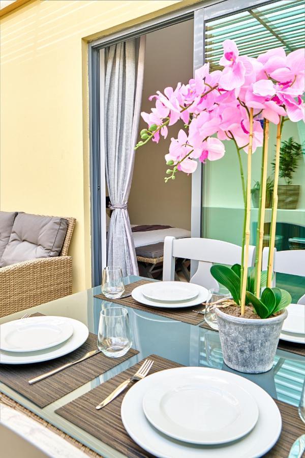 Lc Apartments - Sunshine Santa Maria Bagian luar foto