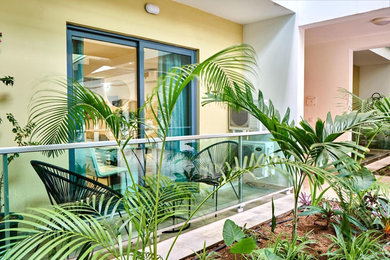 Lc Apartments - Sunshine Santa Maria Bagian luar foto
