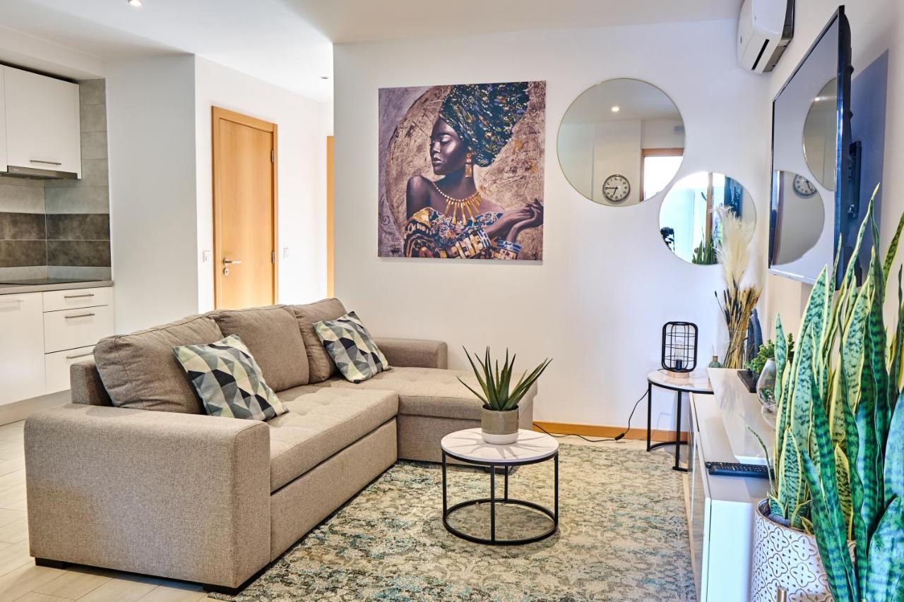 Lc Apartments - Sunshine Santa Maria Bagian luar foto